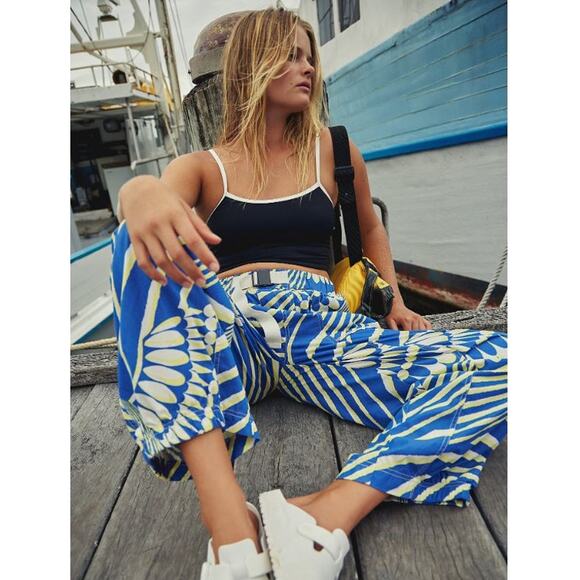 Free People Women's Blue Wave Combo Offsides Pants Printed Size XS NWT - Picture 1 of 7